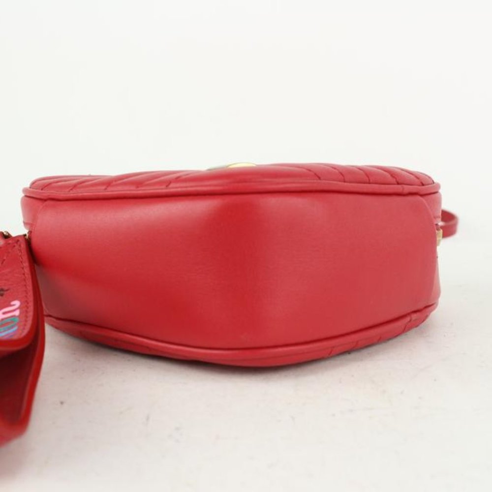 Louis Vuitton Limited Edition Red Quilted Leather - Picture 7 of 12